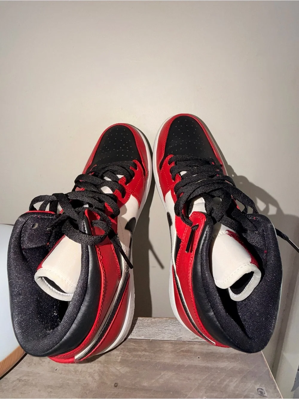 Men's Air Jordan Retro 1 Mid Casual Shoes